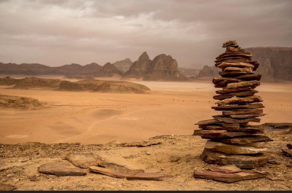 Wadi Rum Wonders Camp Ngoại thất bức ảnh
